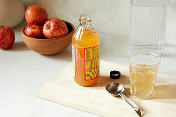 peach nectar and apple cider vinegar mixture