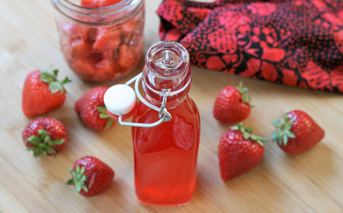 strawberry vinegar