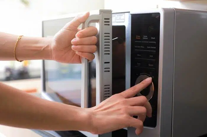 hand microwave
