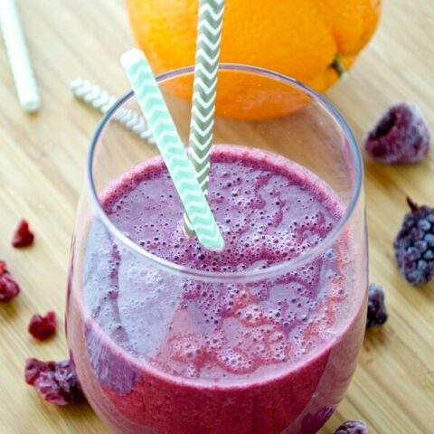 Berry, Ginger, and Orange Smoothie