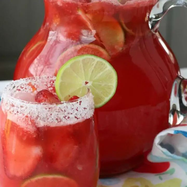 8 Best Strawberry Margarita Punch Recipes